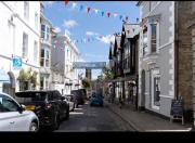 Wrens relaxing Retreat