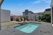 Cheap Affordable Self-Catering Double Room with Pool, WiFi and Braai