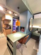 Cozy Flat, My House, Your House