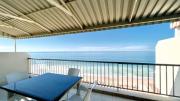 22 Bronze Beach - Stunning seaviews & beach access - 2BR Umhlanga