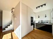 Casa Sarina Modern apartment with city and sea view up to 6 ppl garage included