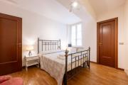 Large Apartment in the Historic Center of Parma