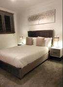 Spacious 2-bedroom in Canary Wharf