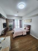 Cebu Solinea, new Ayala Mall, across Cebu City Business Park, amazing pool, gym