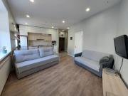 Студія поряд з замком Любарта