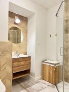 Cozy nest in the center near SPA with parking