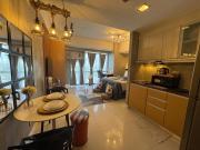 Industrial Chic Studio in McKinley Hill Walk to Venice Mall