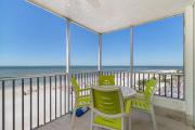 Beach Villas 706 Top-Floor Condo with Gulf Views, Pool condo