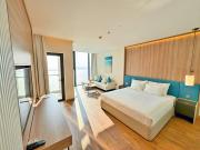 Alacarte condo - right on beach - high floor