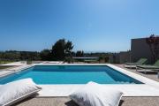 Theeta Villas by RentalsPro - Metamorfosi Halkidiki