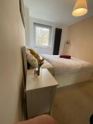 Spacious flat in North Kensington