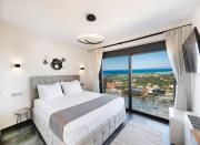 Adams Suite