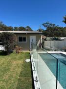 5 min stroll to the heart Of Huskisson