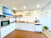 Top East Ballina
