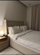 شقه راقيه ثلاث غرف حي الثروه