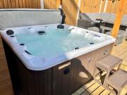 Town House with Jacuzzi & Sauna