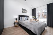 Manufaktura Apt - Parking & Balcony - by Rentujemy