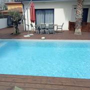 Villa familiale avec piscine chauffée calme proche du centre
