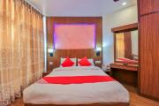 OYO 676 Hotel Maalaxmi Inn