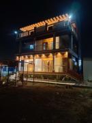 Top Āvadi