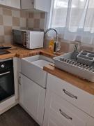 The beach hut 298 golden sands The beach hut 298 golden sands