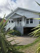 Sinnamons By The Sea