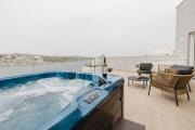 Seabreeze Apartments Penthouse by Homely Malta!
