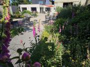 Country home with a Pub, Restaurant & Brewery onsite !