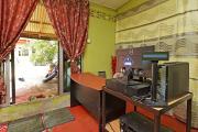 Capital O 90664 Rabi Hotel