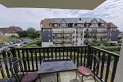 T2 with balcony close to the beach of Cabourg