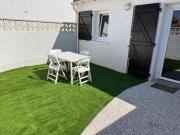 Anisades, Maison cosy avec jardin 5 min plage