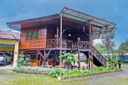 Hotel O Puri Adem 86 Syariah BunkbedNearMerapi Golf Club