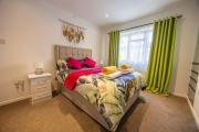Kingsholm SunnyVibes 2 Bedrooms Free Parking 3 Plus Nights Deal Kingsholm SunnyVibes 2 Bedrooms Free Parking 3 Plus Nights Deal
