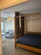 Grand Studio avec Coin Nuit et Parking Grand Studio avec Coin Nuit et Parking