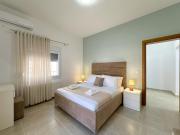 Top Néa Michanióna