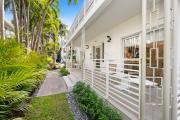 Lux Designer Apt 2BR and 2BA in Heart of Miami Beach