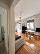 Mosaikon Guesthouses #Miltiadou Str