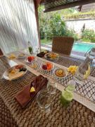 Shri Wedari Private Pool with Ricefield View