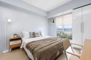 Furnished Studio in Cebu IT Park with WiFi, Netflix and Pool Access