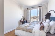 GuestReady - Designer Apartment - Eiffel Tower View!