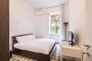 iFlat Mid-Century Modern Vatican Apartment