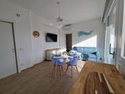 Porta del Mare Apartment Sea and city life