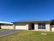 Deans on McQueen - Pet Friendly Outside