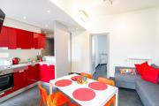 Bright and modern 2 BR in the heart of Antibes!