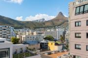 Stylish Sea Point Apartment