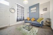 3 Bedroom House Near Leeds City Center