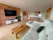 Fabulous Apartment with Garden and Parking