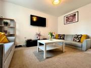 Delightfully decorated cosy two bedroom family home Great transport links to central London Delightfully decorated cosy two bedroom family home Great transport links to central London