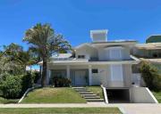 Casa Búzios 250m da Praia Jurerê International