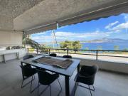 Beachfront Apartment in Varkiza